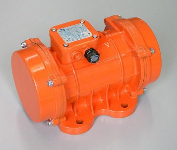 Вибратор площадочный MVE 200/3N(E)-20A0 (3PH) (200/3) BLUE